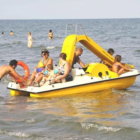In Lido Degli Estensi 21209 דירה לידו דליי אסטנסי